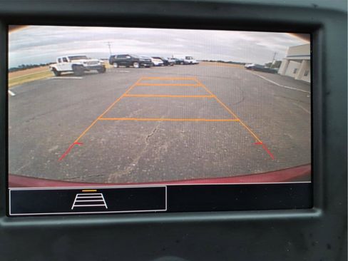 Used 2023 GMC Acadia SLE w/ Driver Convenience Package AWD/4WD image 26