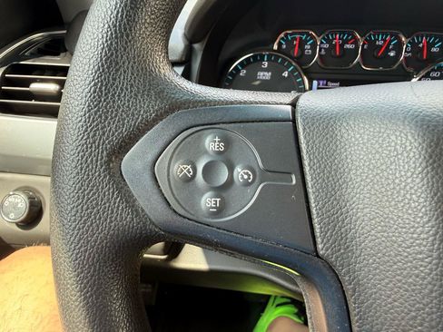Used 2019 Chevrolet Tahoe 2WD image 27