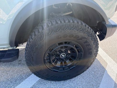 Used 2024 Ford Bronco Black Diamond AWD/4WD image 16