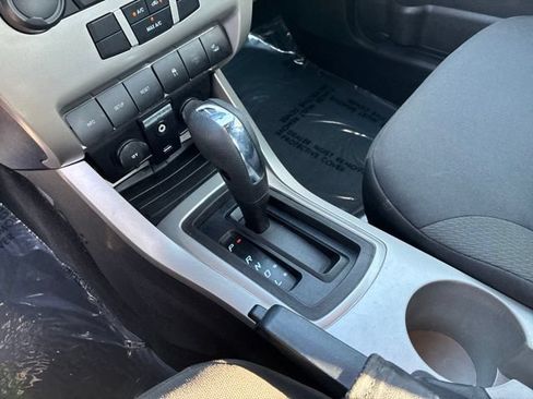 Used 2010 Ford Focus SES FWD image 11