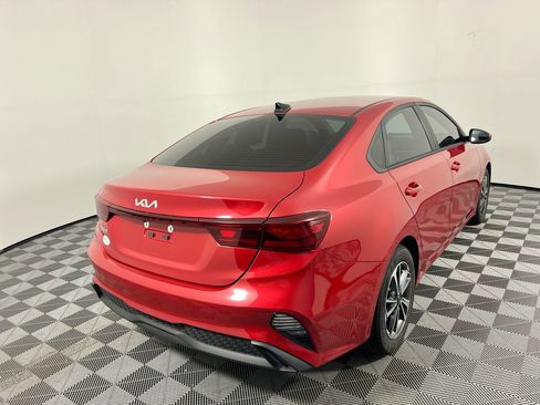 Certified 2023 Kia Forte LXS FWD image 3