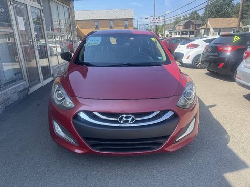 Used 2013 Hyundai Elantra GT w/ Touch & Go Pkg FWD image 2