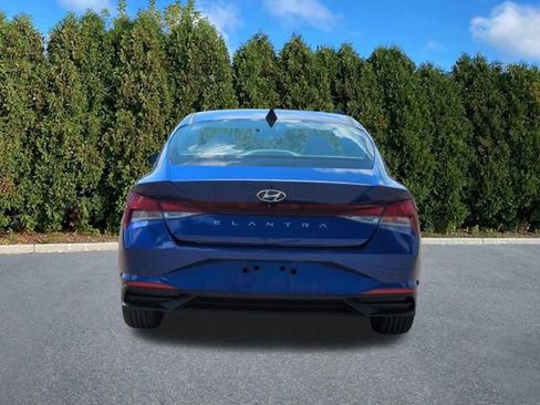 Certified 2023 Hyundai Elantra SEL w/ Convenience Package image 5