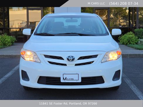 Used 2012 Toyota Corolla LE FWD image 3