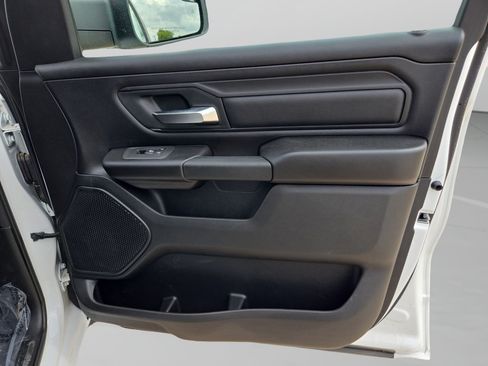 New 2026 RAM 1500 Express AWD/4WD image 38