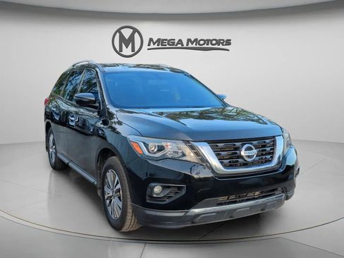 Used 2020 Nissan Pathfinder SL image 11