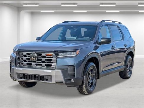 New 2026 Honda Pilot TrailSport image 7