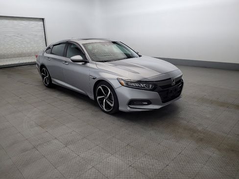 Used 2018 Honda Accord Sport image 13