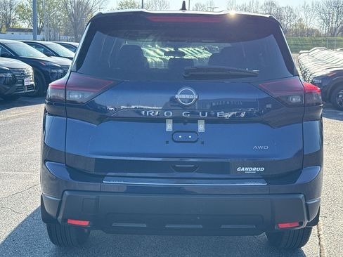 New 2026 Nissan Rogue SV w/ Cold Weather Package AWD/4WD image 7
