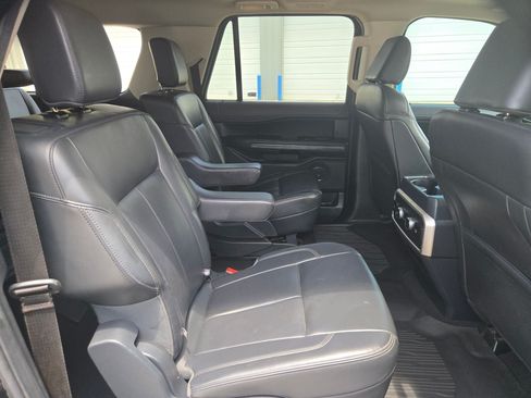 Used 2024 Ford Expedition Max XLT RWD image 25
