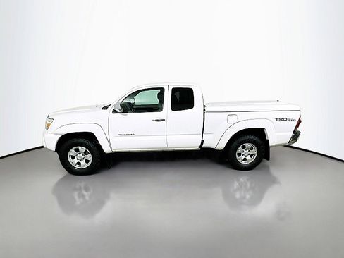 Used 2013 Toyota Tacoma 4x4 Access Cab V6 image 4