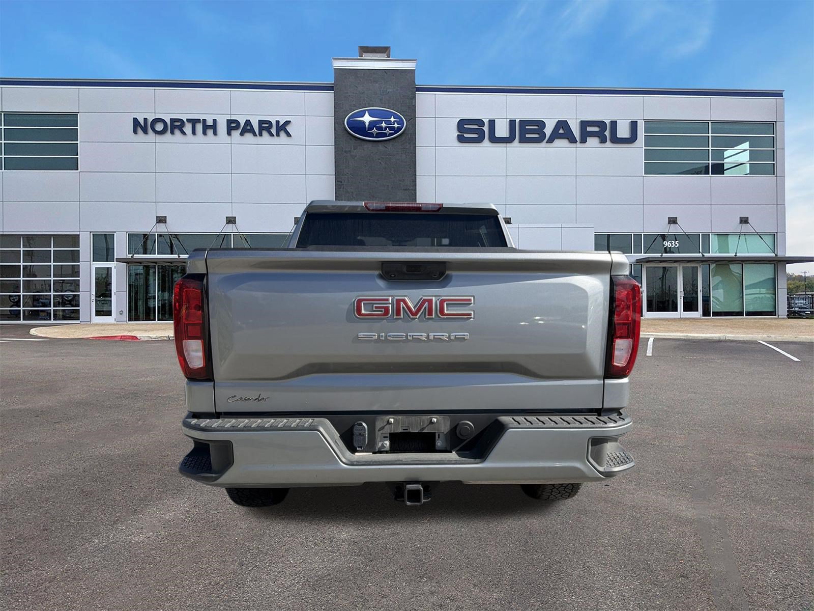 Used 2023 GMC Sierra 1500 Pro w/ Graphite Edition AWD/4WD image 4