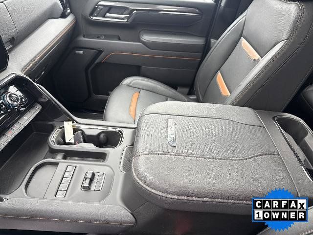 Used 2025 GMC Sierra 3500 AT4 w/ AT4 Premium Plus Package AWD/4WD image 13