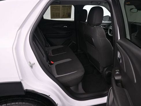 Used 2024 Chevrolet TrailBlazer LS w/ LS Convenience Package AWD/4WD image 14