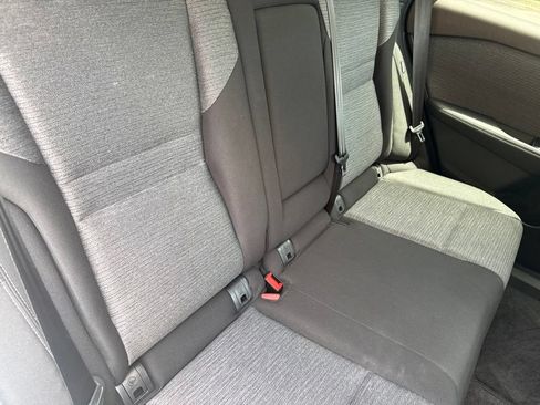 Used 2023 Nissan Rogue SV FWD image 13