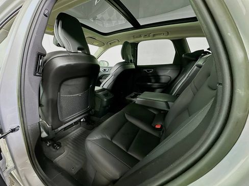 Used 2023 Volvo XC60 B5 Plus w/ Protection Package Premier AWD/4WD image 4