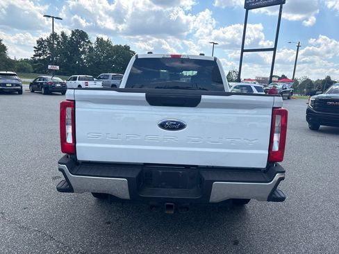 Used 2025 Ford F250 XLT AWD/4WD image 6