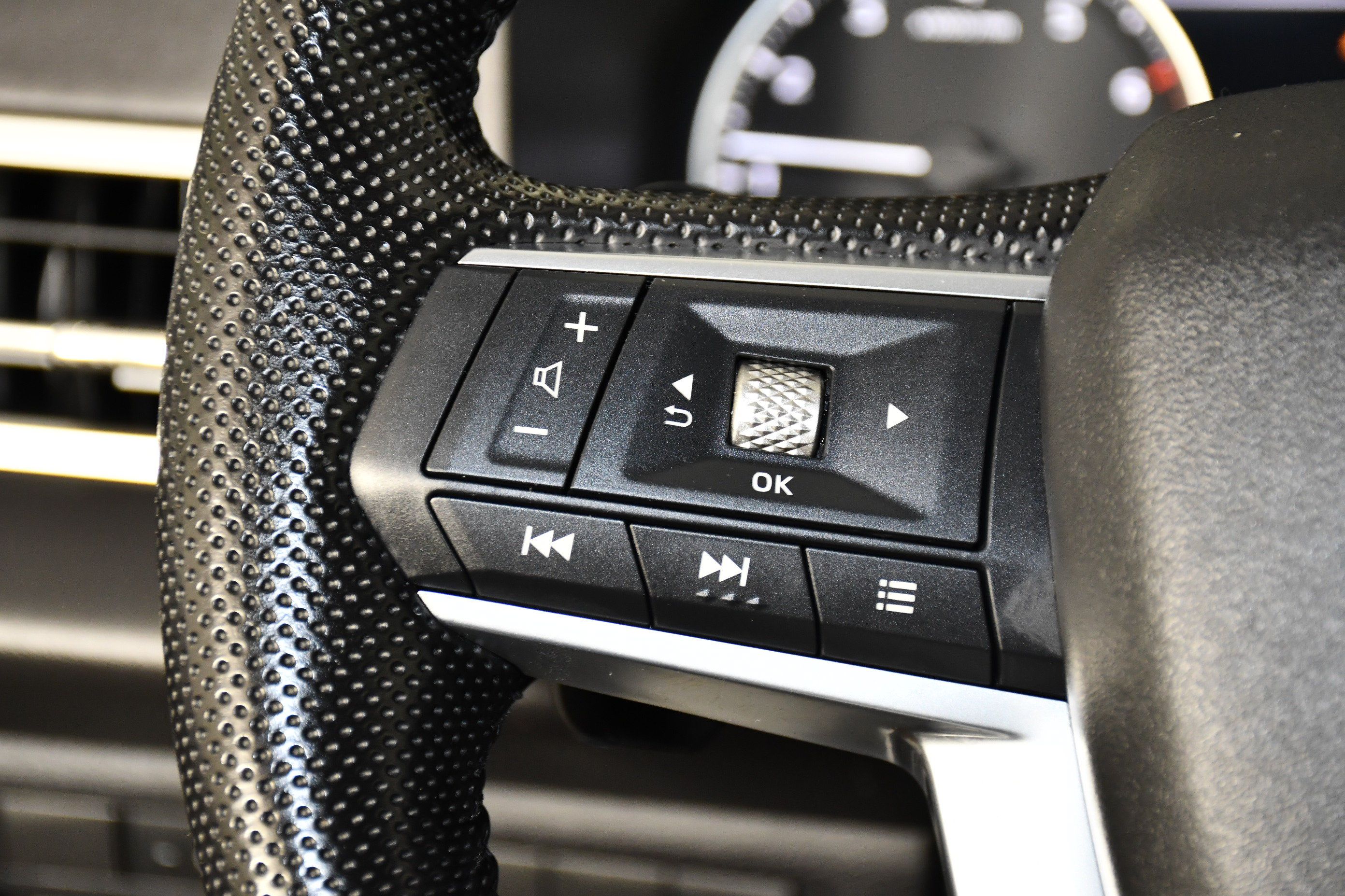 Used 2023 Mitsubishi Outlander SE AWD/4WD image 20