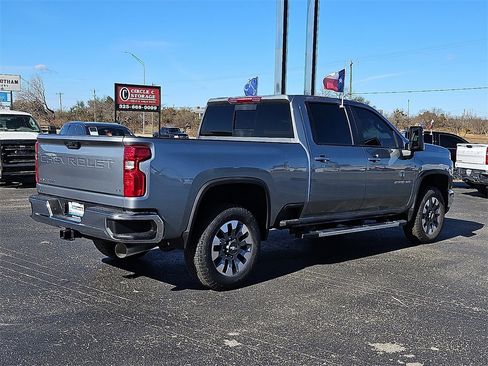 Used 2026 Chevrolet Silverado 2500 LT image 8