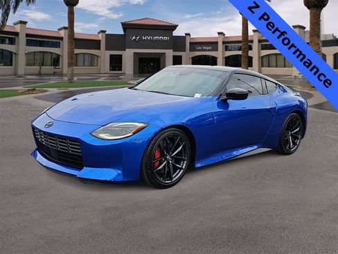 Used 2024 Nissan Z Performance w/ Floor Mat Package image 4