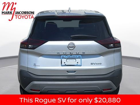 Used 2023 Nissan Rogue SV AWD/4WD image 11