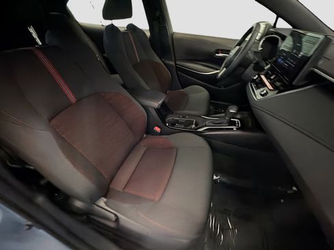 Used 2025 Toyota Corolla SE FWD image 15