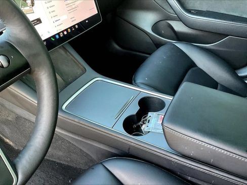 Used 2021 Tesla Model 3 Standard Range Plus RWD image 17