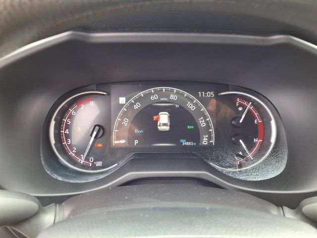 Used 2025 Toyota RAV4 XLE AWD/4WD image 39