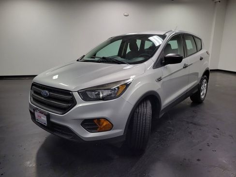 Used 2019 Ford Escape S FWD image 4
