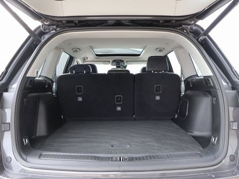 Used 2023 Jeep Grand Cherokee 4WD 4xe image 14