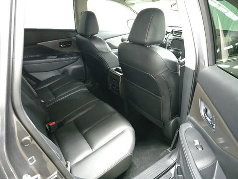 Used 2024 Nissan Murano SV AWD/4WD image 18