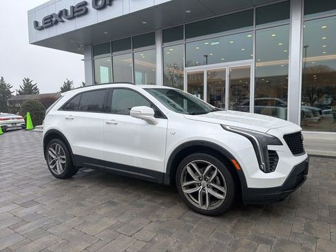 Used 2019 Cadillac XT4 Sport image 4