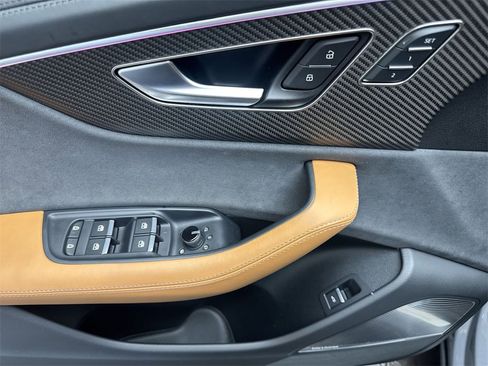 Used 2024 Audi RS Q8 4.0T w/ Black Optic Package image 13