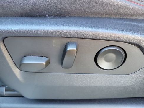 Certified 2022 Chevrolet Suburban RST w/ Luxury Package image 21