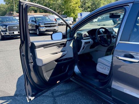 Used 2020 Honda Odyssey EX-L image 16
