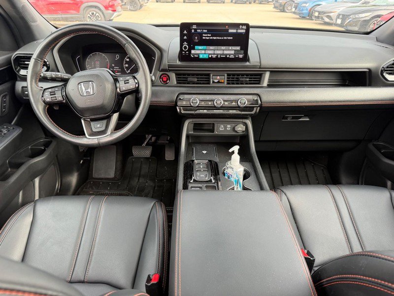 Certified 2025 Honda Pilot TrailSport image 13