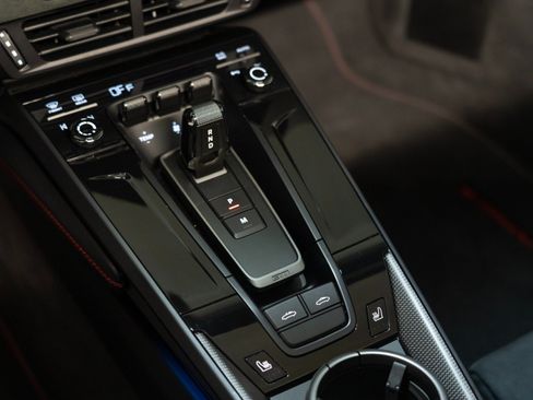 Certified 2026 Porsche 911 Targa 4 GTS AWD/4WD image 21