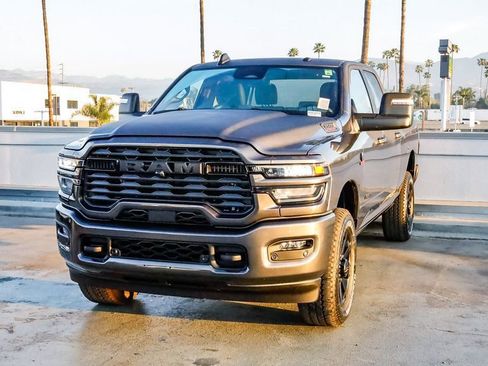New 2026 RAM 2500 Big Horn AWD/4WD image 4