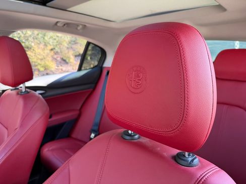 Used 2019 Alfa Romeo Stelvio Ti w/ Nero Edizione image 25