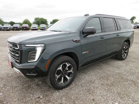 New 2026 GMC Yukon XL AT4 w/ AT4 Premium Plus Package AWD/4WD image 9