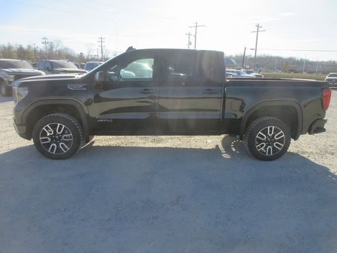 New 2026 GMC Sierra 1500 AT4 w/ AT4 Premium Package image 10