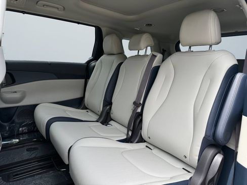 New 2026 Kia Carnival SX FWD image 13