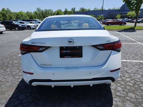 Used 2021 Nissan Sentra SV w/ SV Premium Package FWD image 16