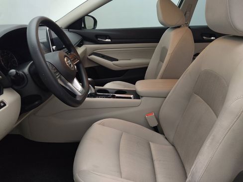 Used 2019 Nissan Altima 2.5 S FWD image 17