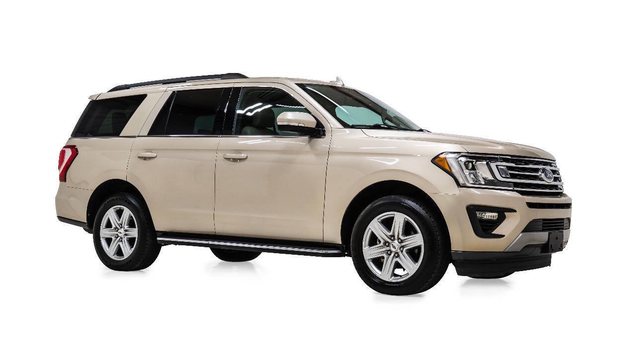 Used 2018 Ford Expedition XLT w/ Equipment Group 202A RWD image 1