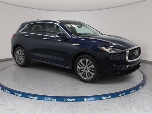 Certified 2023 INFINITI QX50 Luxe AWD/4WD image 3