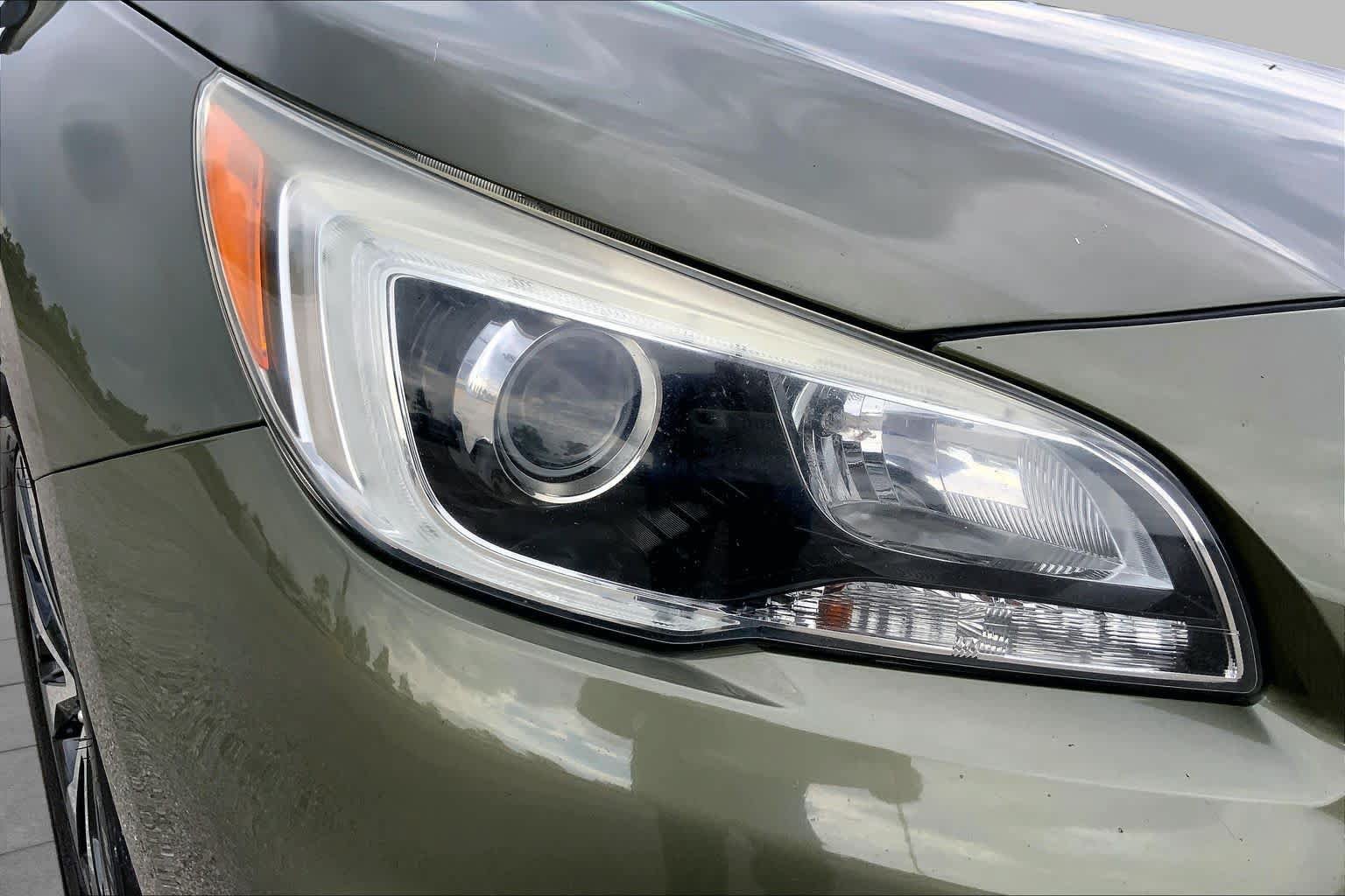 Used 2017 Subaru Outback 2.5i Limited AWD/4WD image 27