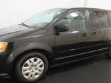 Used 2016 Dodge Grand Caravan SE w/ Quick Order Package 29E SE image 2