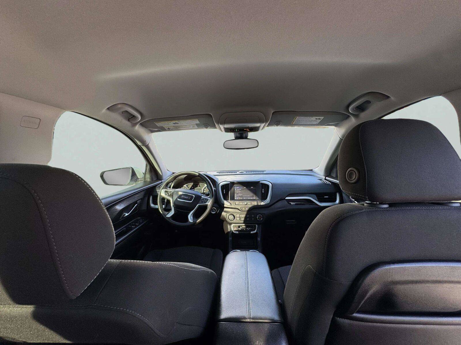Used 2024 GMC Terrain SLE FWD image 36