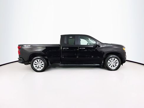 Used 2024 Chevrolet Silverado 1500 Custom image 9